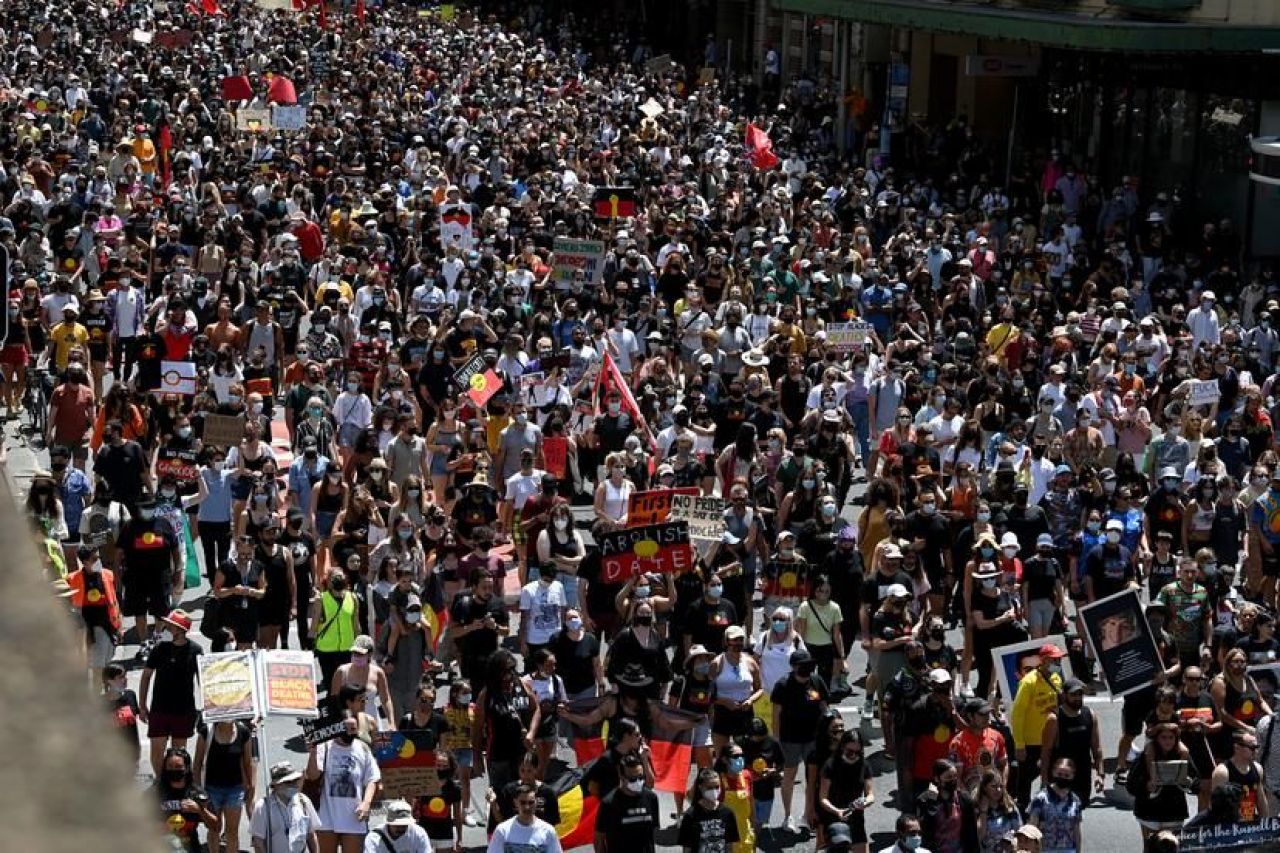 „Darul” Openului Australian? Australia are, în premieră, 1 milion de cazuri pozitive: pentru ce au protestat zeci de mii de oameni_2