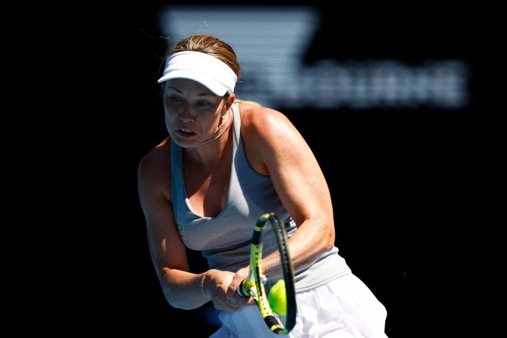 Cornet, eliminată ușor, după victoria eroică în fața Simonei Halep: Swiatek, mostră de defensivă „à la Nadal”_6