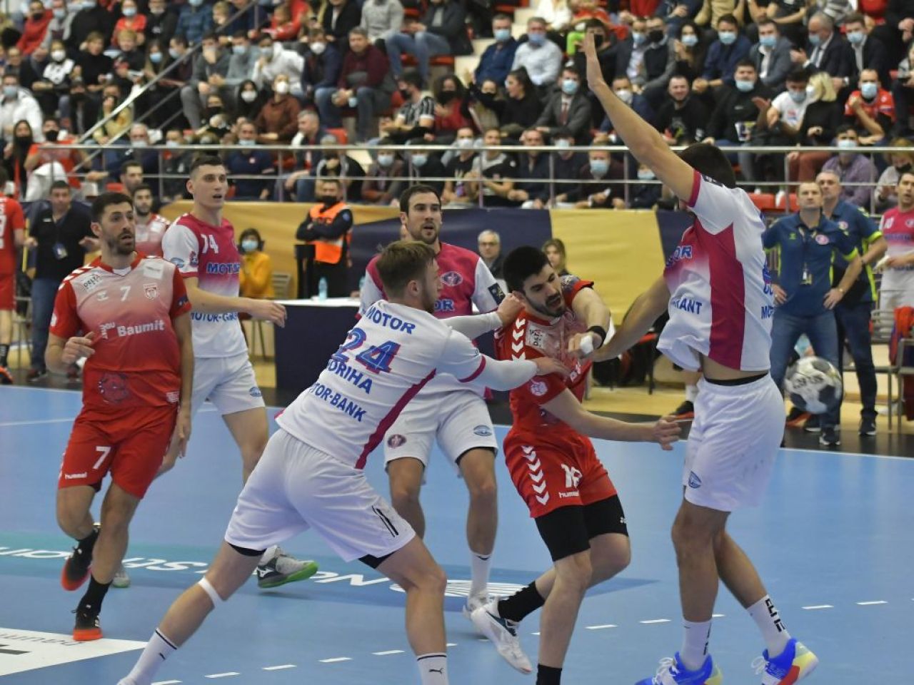 Olé! Un dinamovist este în semifinalele Campionatului European de handbal_1