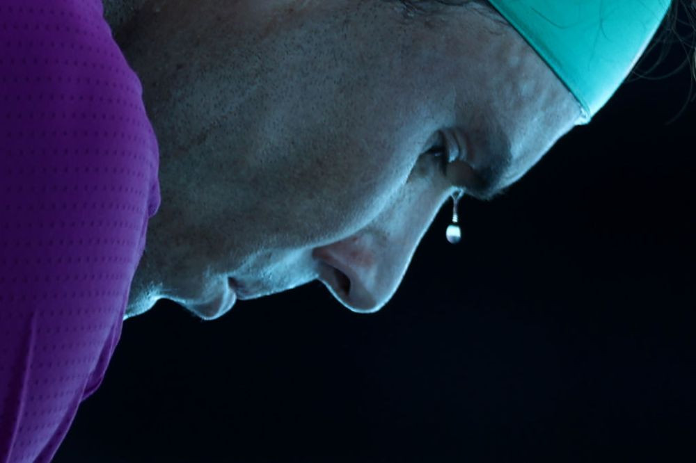 A slăbit patru kilograme la finalul meciului . Detalii incredibile despre starea lui Nadal, &icirc;nainte de semifinala de la Australian Open