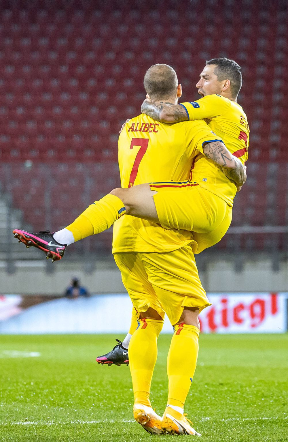 Denis Alibec și-a găsit echipă! Decizie interesantă luată de atacantul în vârstă de 31 de ani_2