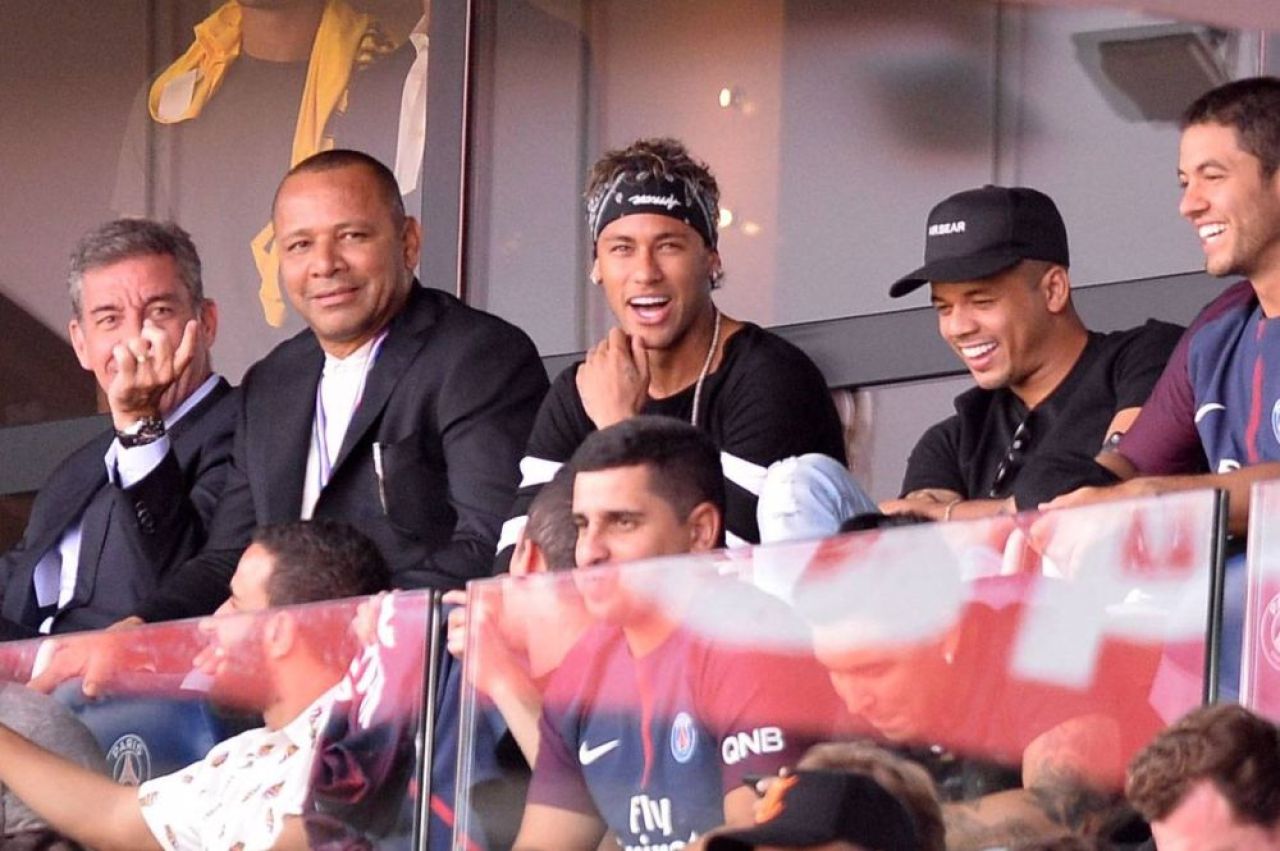Scandal major între Neymar și tatăl său după ce fotbalistul lui PSG a fost acuzat de viol: „Îți pierzi tatăl!” _5