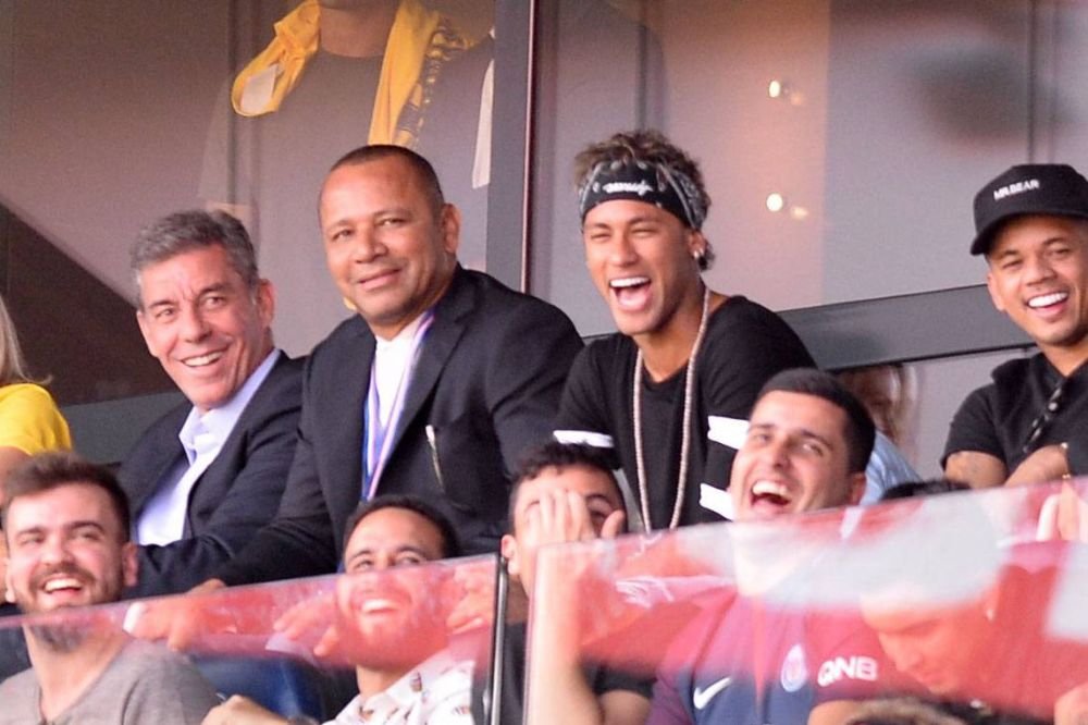 Scandal major între Neymar și tatăl său după ce fotbalistul lui PSG a fost acuzat de viol: „Îți pierzi tatăl!” _6