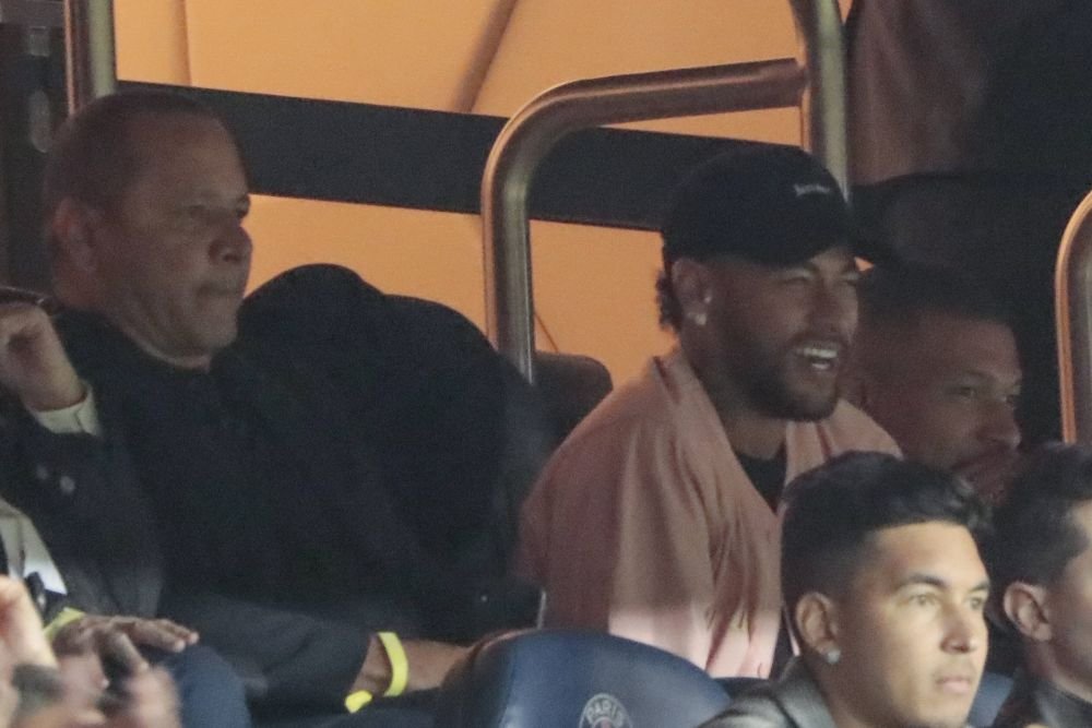 Scandal major între Neymar și tatăl său după ce fotbalistul lui PSG a fost acuzat de viol: „Îți pierzi tatăl!” _7