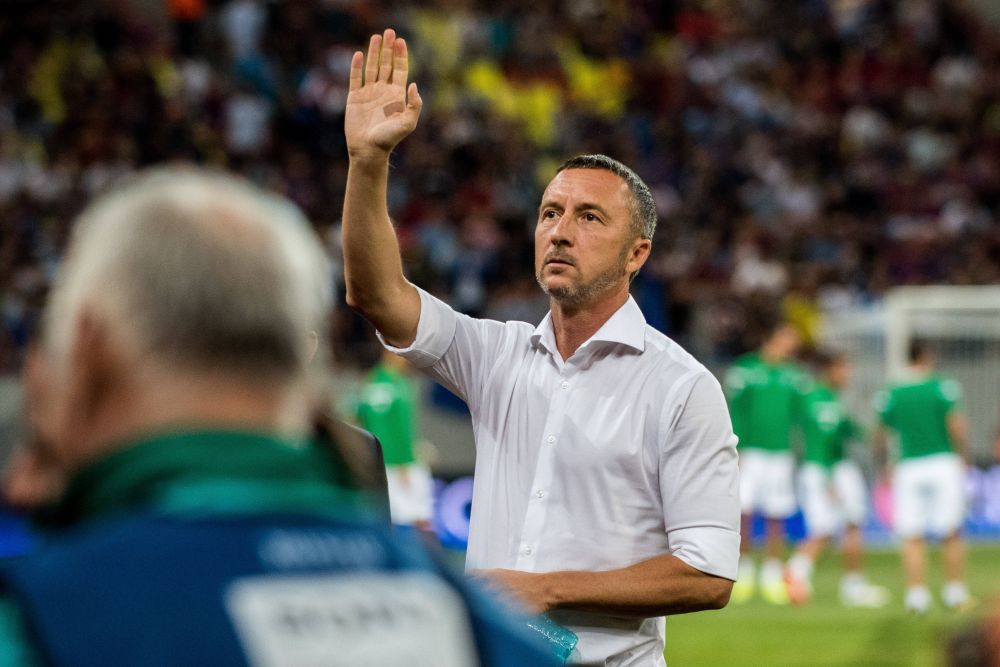 &Icirc;i vin niște idei... te rog eu frumos, las-o așa! . MM Stoica a dezvăluit ce jucător de la FCSB care are interzis la interviuri