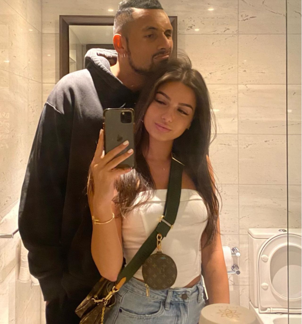 Femeia care îl motivează pe Nick Kyrgios în fiecare zi! Iubita jucătorului de tenis a atras toate privirile la Australian Open_11