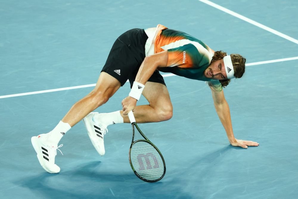 „Ești prost? Uită-te la mine, cu tine vorbesc!” Medvedev l-a umilit pe arbitru: „Ești praf pentru o semifinală de Grand Slam!”_13