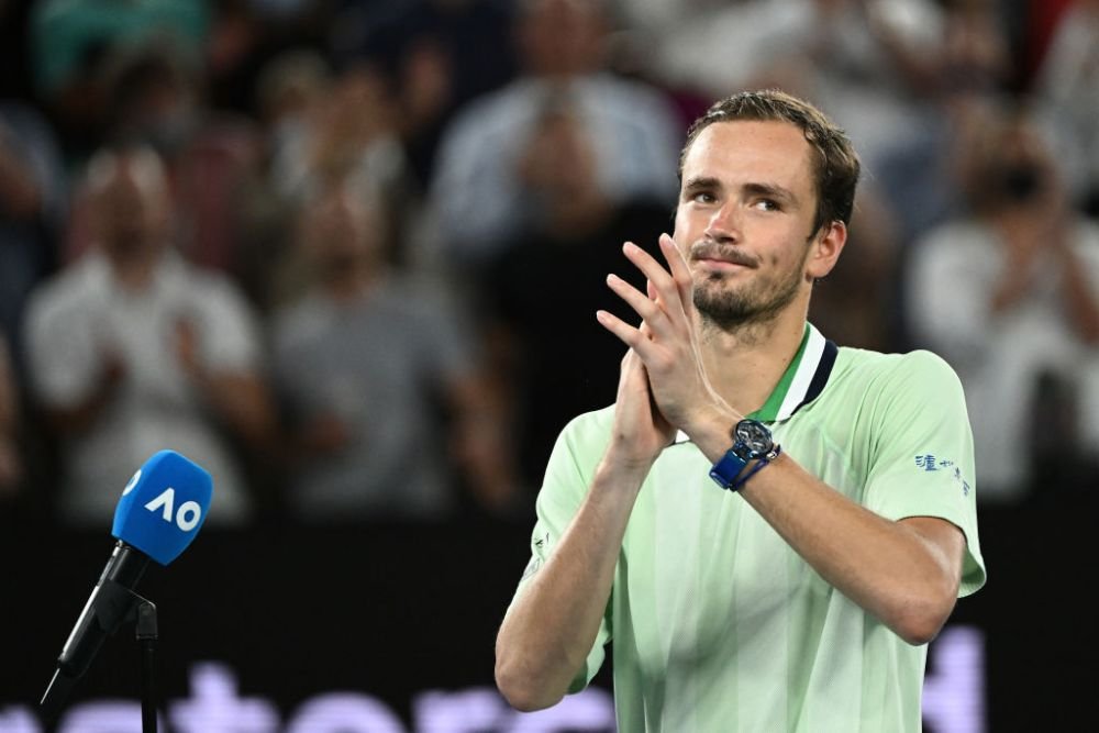 „Medvedev, te uiți la finala feminină?” Numărul 2 ATP a dat-o de gard și i-a supărat din nou pe australieni_7