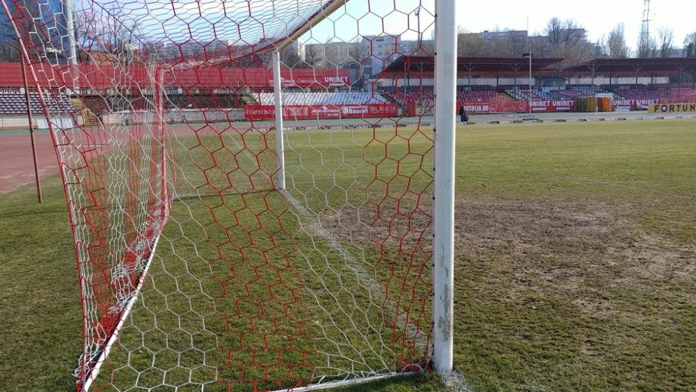 Stadionul Dinamo a ajuns o ruină! Imagini dureroase pentru fanii 