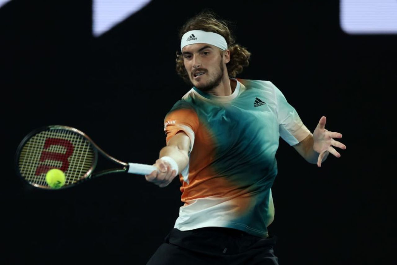 Tsitsipas, învins a 7-a oară de rivalul Medvedev, în 9 meciuri: „Am fost victimă a arbitrajului. Medvedev nu e cel mai matur.” _3