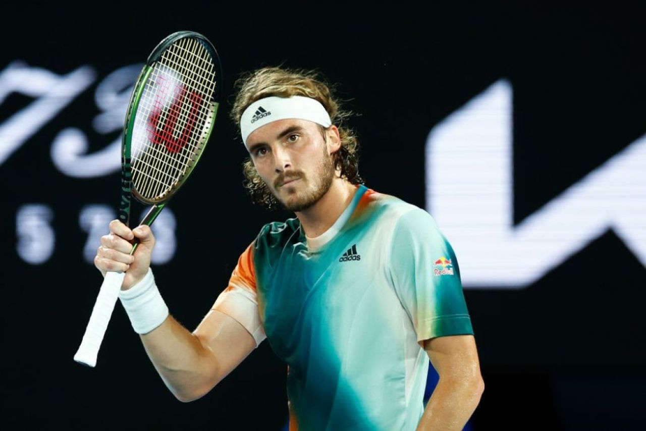 Tsitsipas, învins a 7-a oară de rivalul Medvedev, în 9 meciuri: „Am fost victimă a arbitrajului. Medvedev nu e cel mai matur.” _6