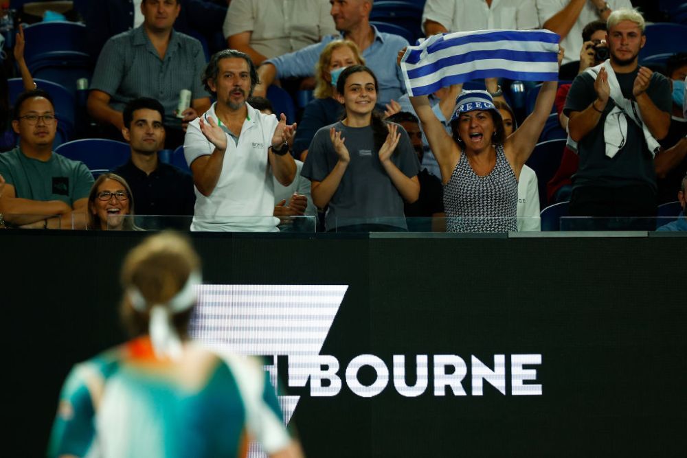 Tsitsipas, învins a 7-a oară de rivalul Medvedev, în 9 meciuri: „Am fost victimă a arbitrajului. Medvedev nu e cel mai matur.” _14