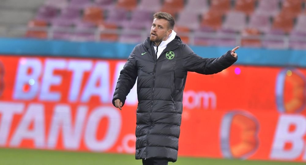 Propunere impresionantă pentru Mihai Pintilii! Cum vrea FCSB să-l facă să renunțe la echipa națională &nbsp;