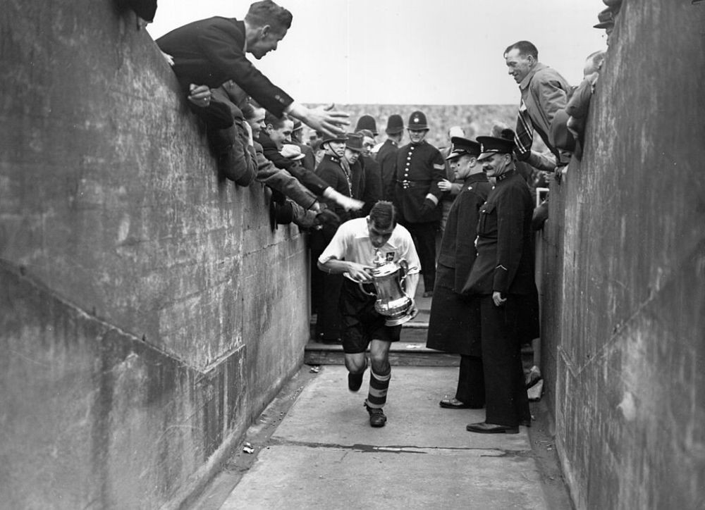 Poveștile FA Cup | ”Dacă dă cineva gol, o să-mi mănânc pălăria”_4