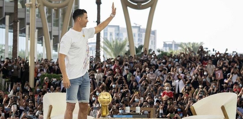 Cristiano Ronaldo a dat Instagramul peste cap! Postarea care a adunat 6 milioane de like-uri într-o oră: „Prezentul și viitorul”_11