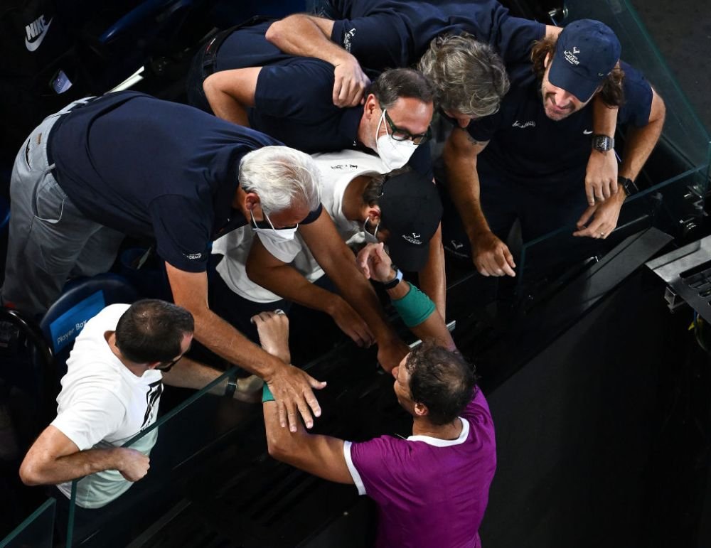 Și băieții plâng câteodată! Rafael Nadal, bucurie în lacrimi, alături de tatăl său, Sebastian, la Melbourne_8