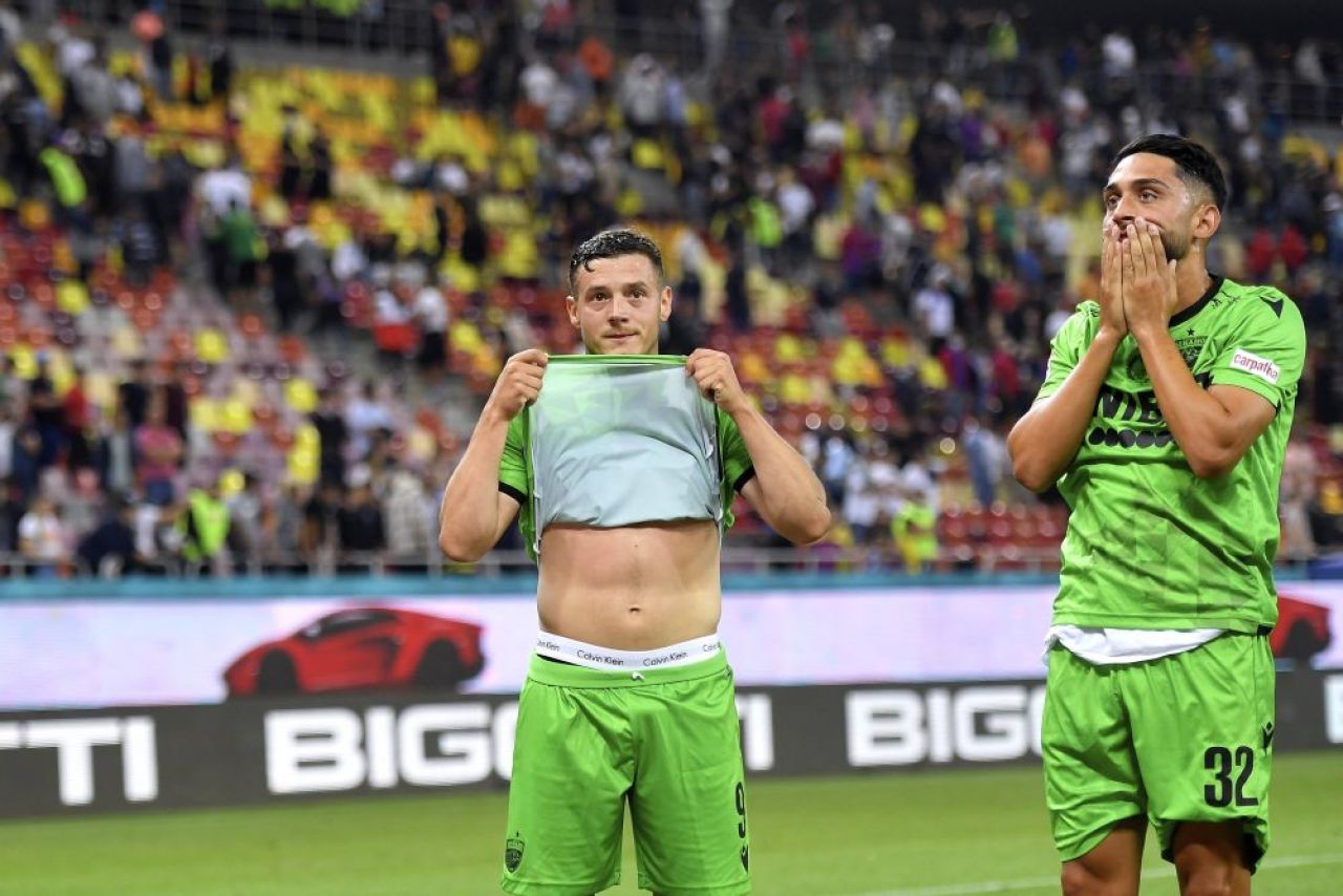 „N-am înțeles de ce a fost adus! Arată ca un burger!” Torje, făcut praf după meciul cu FCSB_1