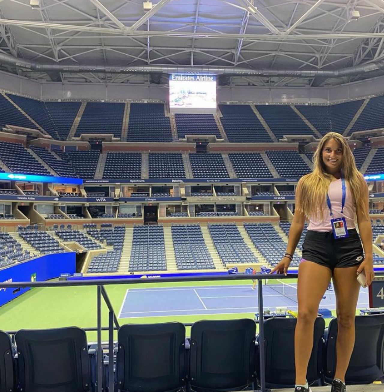 Cele mai sexy picioare din WTA? Revelația tenisului din Ungaria a impresionat în Australia nu doar pe terenul de joc_8