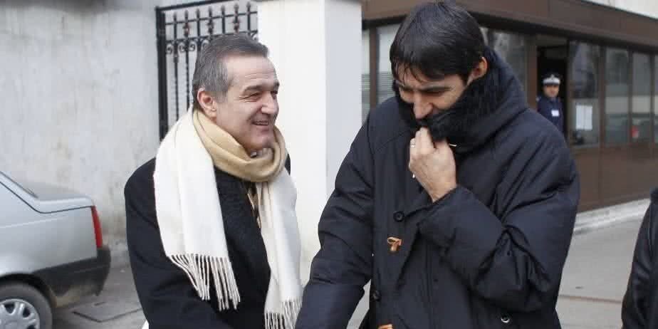 Gigi Becali r&acirc;de &icirc;n hohote de Steaua și Pițurcă: &rdquo;O echipă de amatori! Ei se distrează acolo pe bani publici&rdquo;
