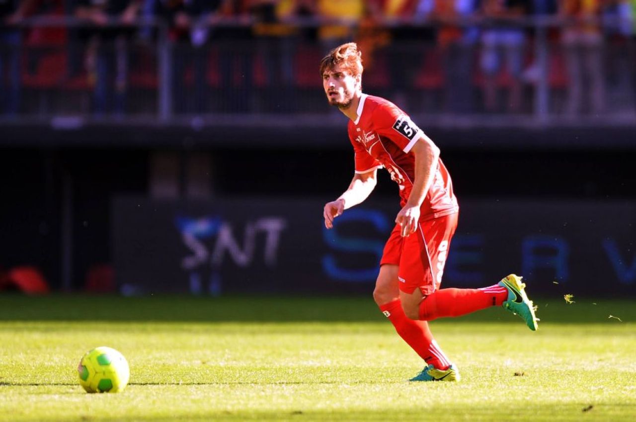OFICIAL | Transferuri pe bandă rulantă la Dinamo! ”Câinii” au luat un fundaș francez_9