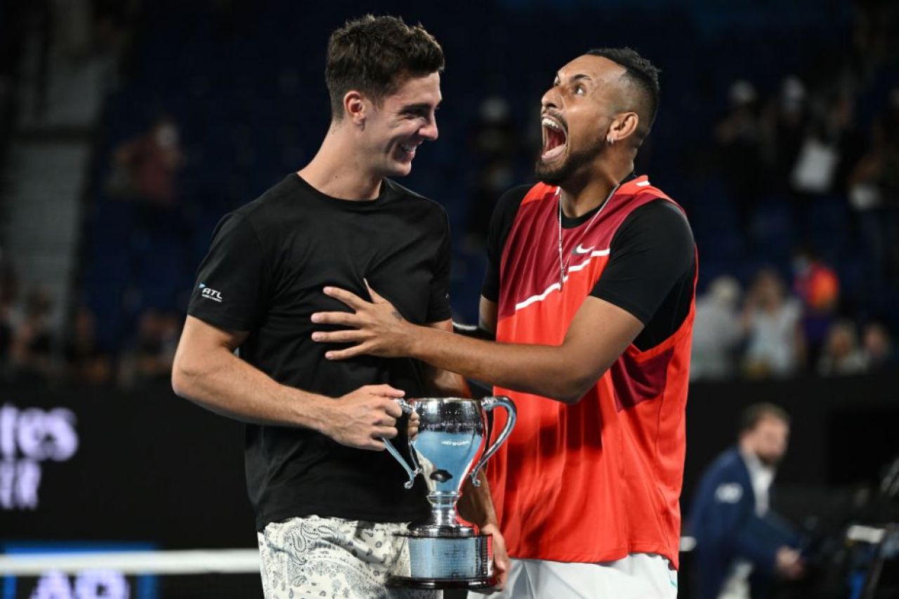 „I-a dat cu seen?” :) Lleyton Hewitt l-a ignorat total pe campionul de Grand Slam, Kyrgios, când a făcut lotul de Cupa Davis_6