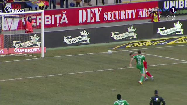 UTA Arad - Sepsi 1-0. Miculescu îi aduce victoria lui Ionuț Badea, aflat la primul meci pe banca arădenilor_4