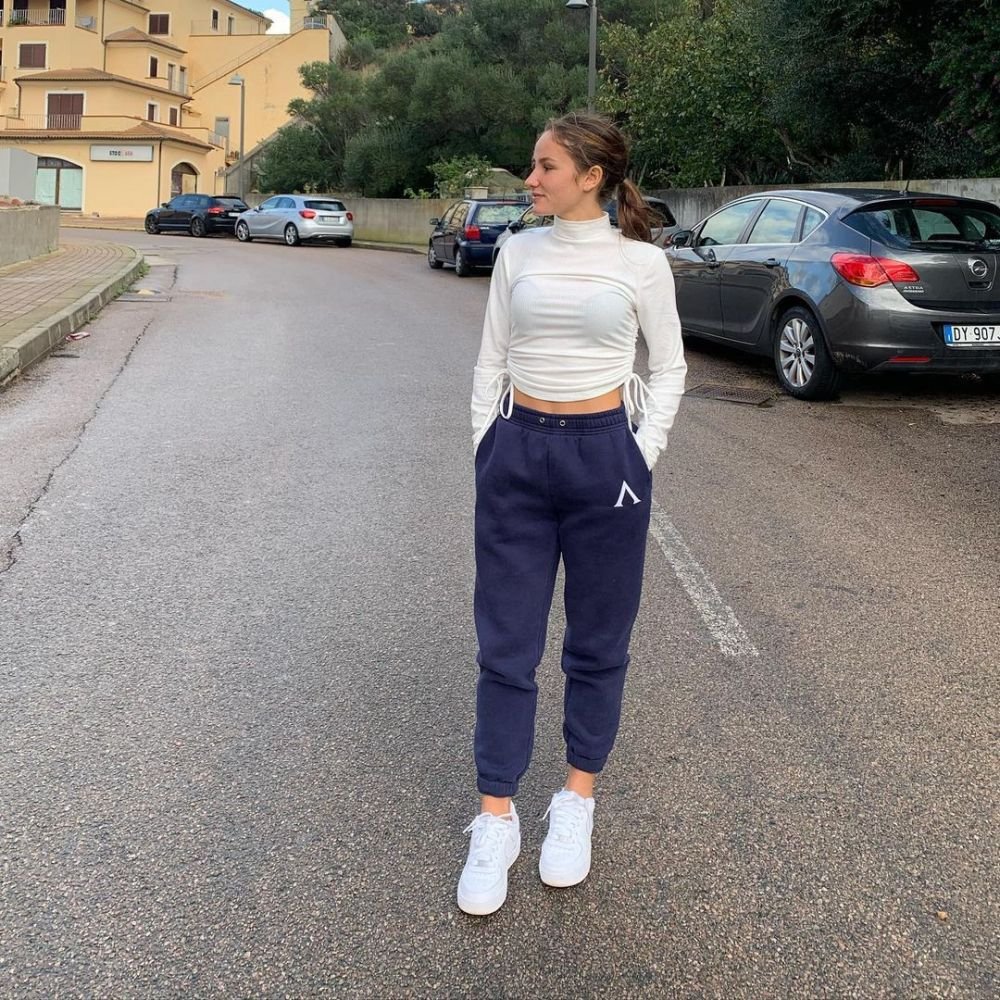 Fotbalista din România care a recunoscut că este lesbiană trăiește o dramă! Abandonată de părinți, recunoaște: „Mama m-a sunat o dată, să mă judece!”_13