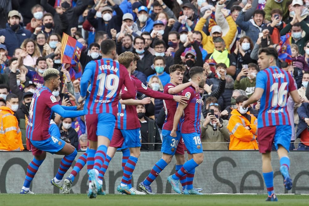 Barcelona - Atletico 4-2. Ca în vremurile bune! Catalanii au făcut show pe Camp Nou. Dani Alves și Adama Traore, la înălțime_3
