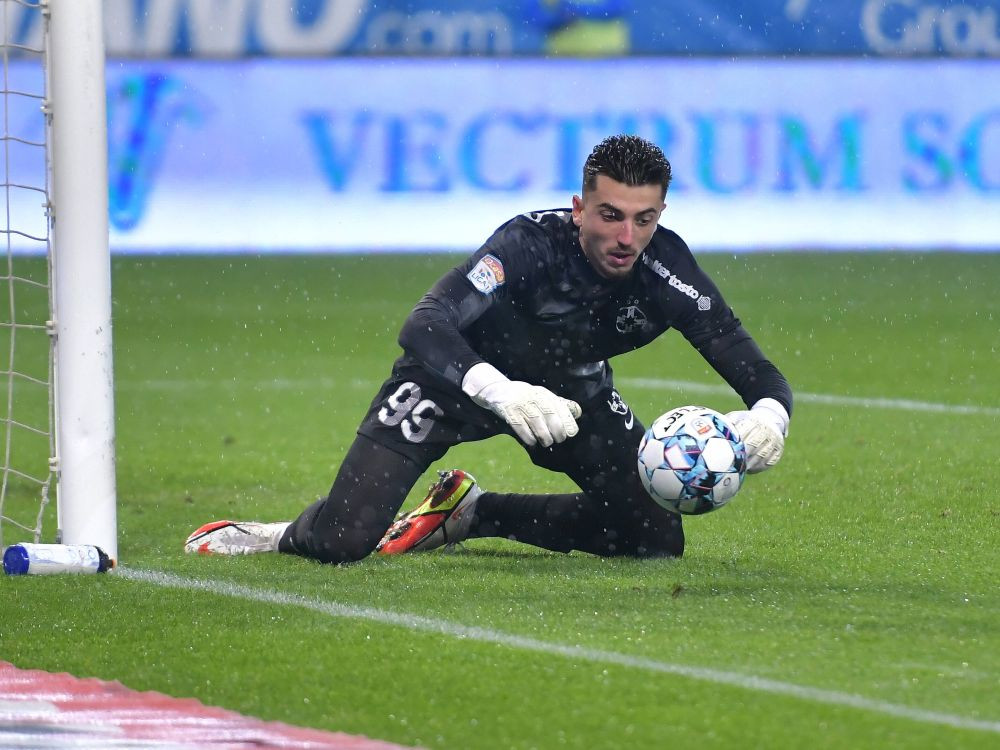 &rdquo;Cred că am fost puțin lent&rdquo;. Andrei Vlad &icirc;și recunoaște greșeala din meciul cu FCU Craiova