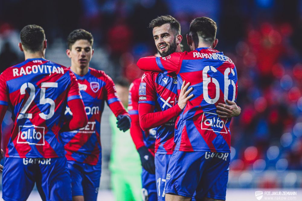 Racovițan da, Sorescu ba! Fundașul central a debutat la Rakow și a avut adversar direct un fost atacant de la FCSB_2