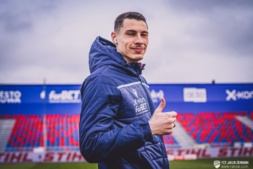 Racovițan da, Sorescu ba! Fundașul central a debutat la Rakow și a avut adversar direct un fost atacant de la FCSB_6