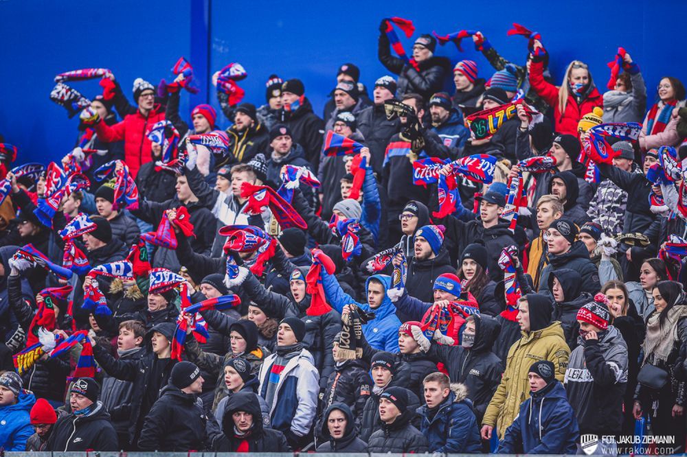 Racovițan da, Sorescu ba! Fundașul central a debutat la Rakow și a avut adversar direct un fost atacant de la FCSB_9