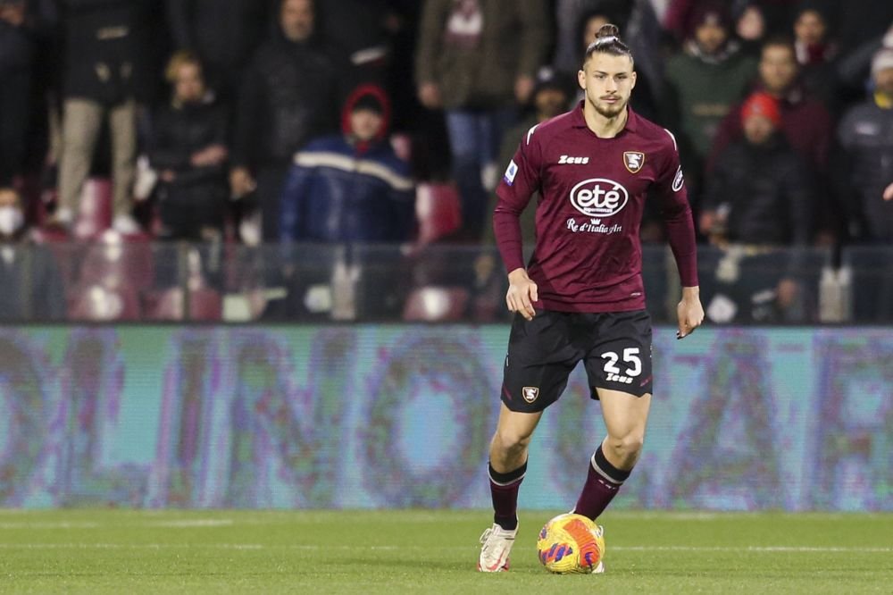 Gazzetta dello Sport s-a lămurit în privința lui Radu Drăgușin, după doar un meci la Salernitana. Nota primită_5