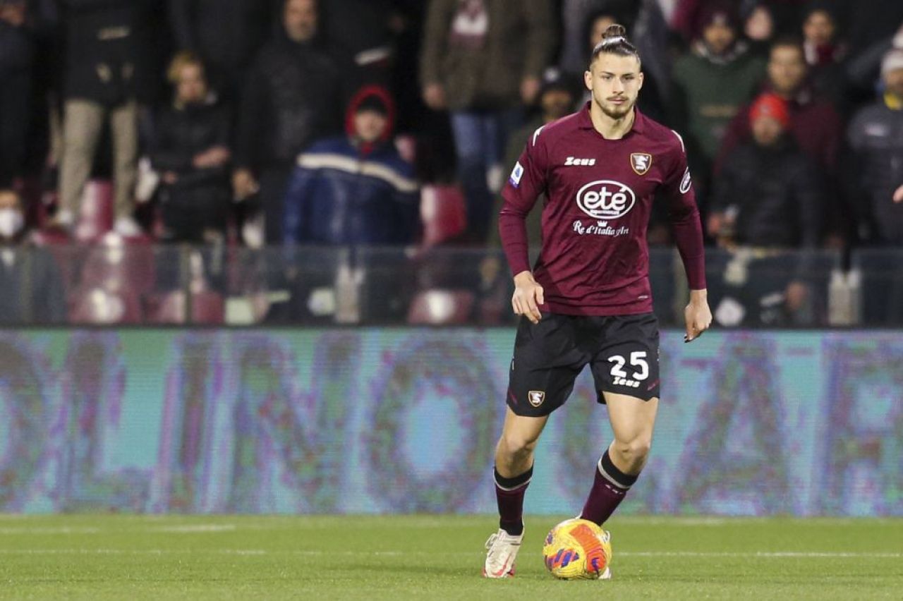 Gazzetta dello Sport s-a lămurit în privința lui Radu Drăgușin, după doar un meci la Salernitana. Nota primită_5