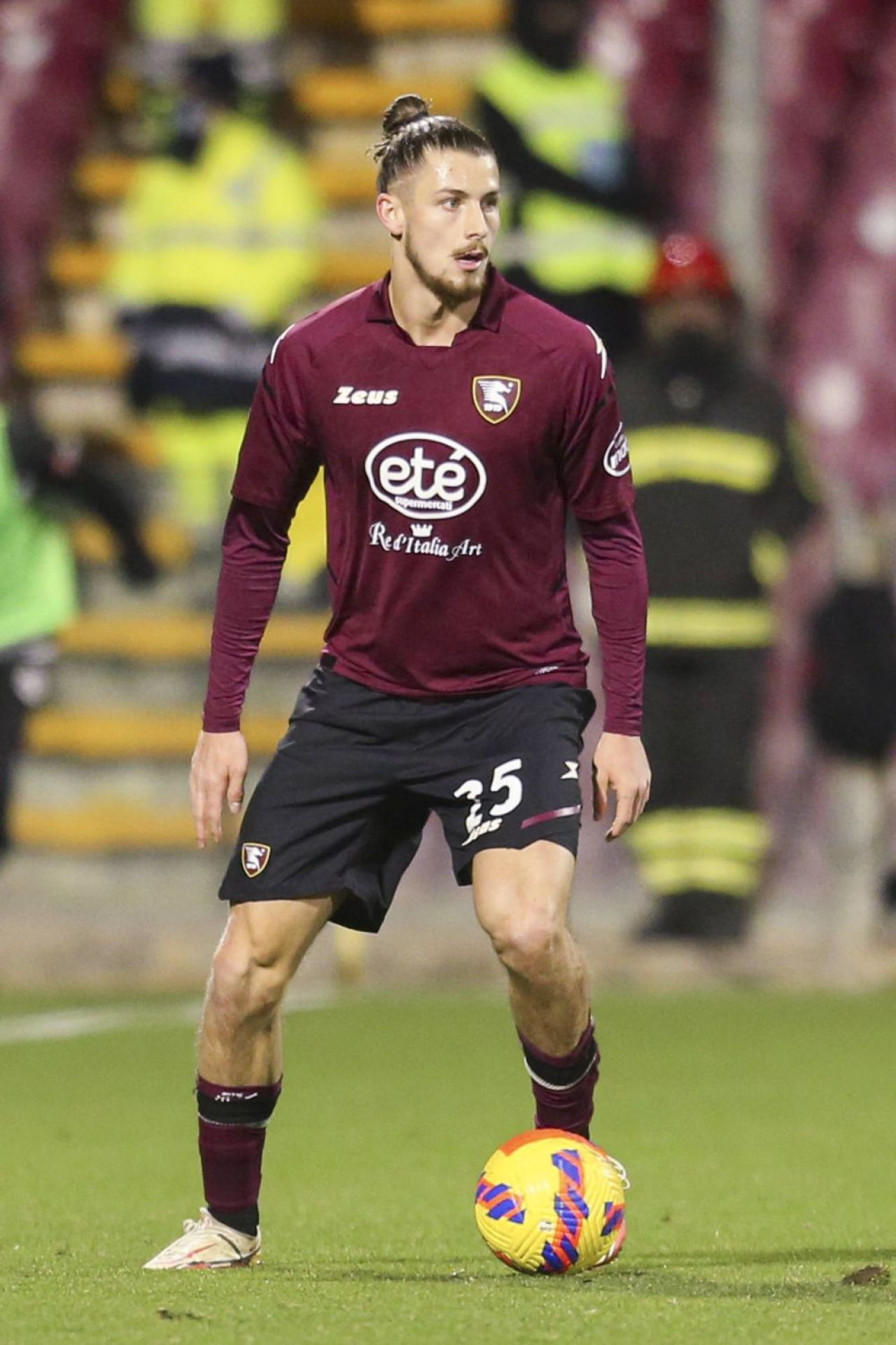 Gazzetta dello Sport s-a lămurit în privința lui Radu Drăgușin, după doar un meci la Salernitana. Nota primită_7