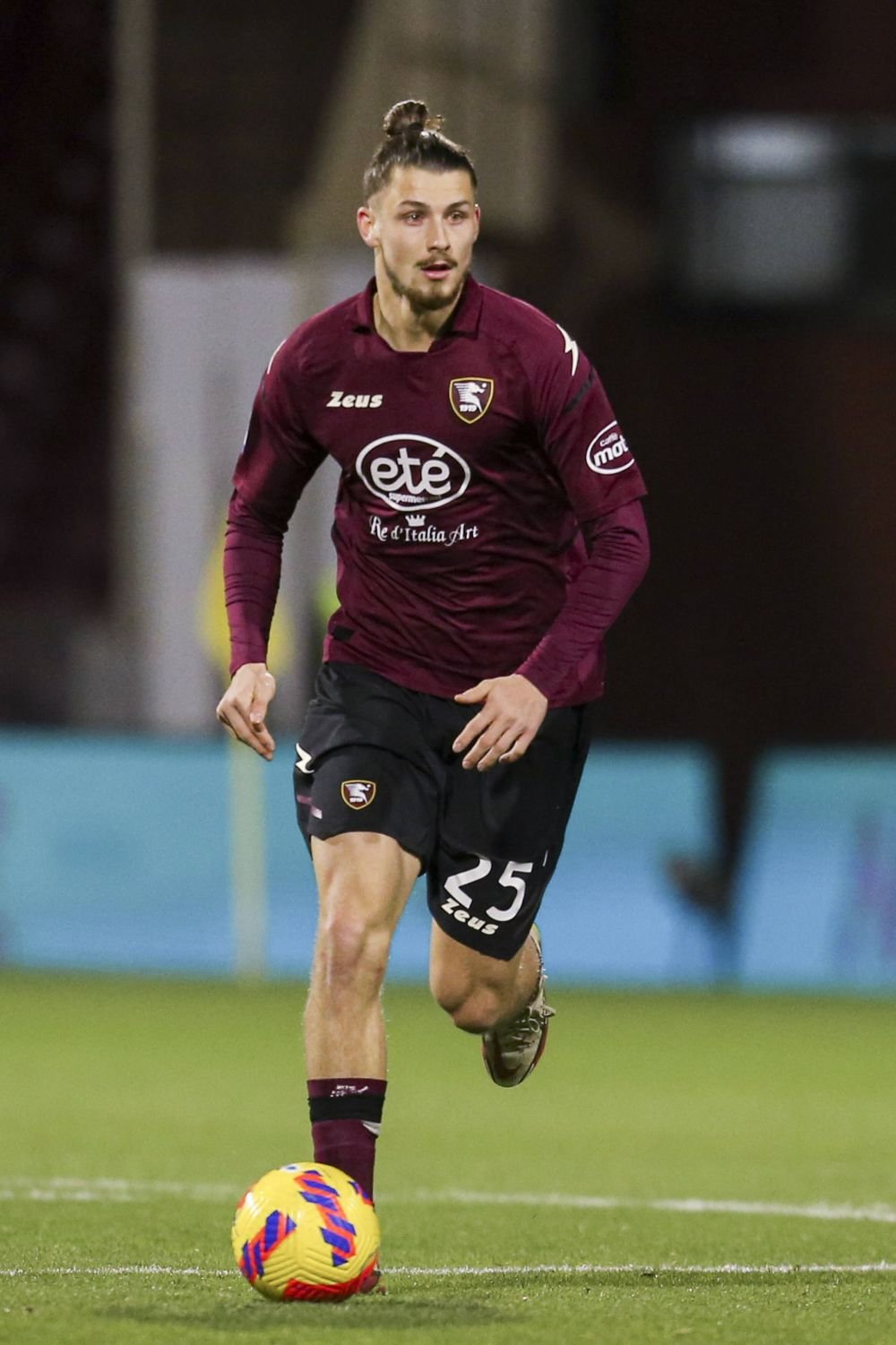 Gazzetta dello Sport s-a lămurit în privința lui Radu Drăgușin, după doar un meci la Salernitana. Nota primită_8