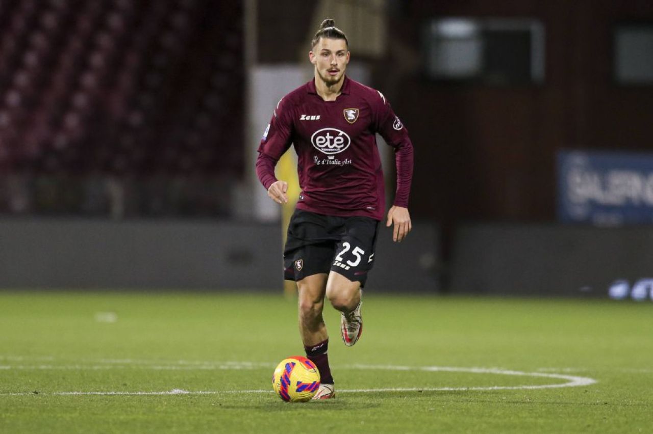 Gazzetta dello Sport s-a lămurit în privința lui Radu Drăgușin, după doar un meci la Salernitana. Nota primită_9