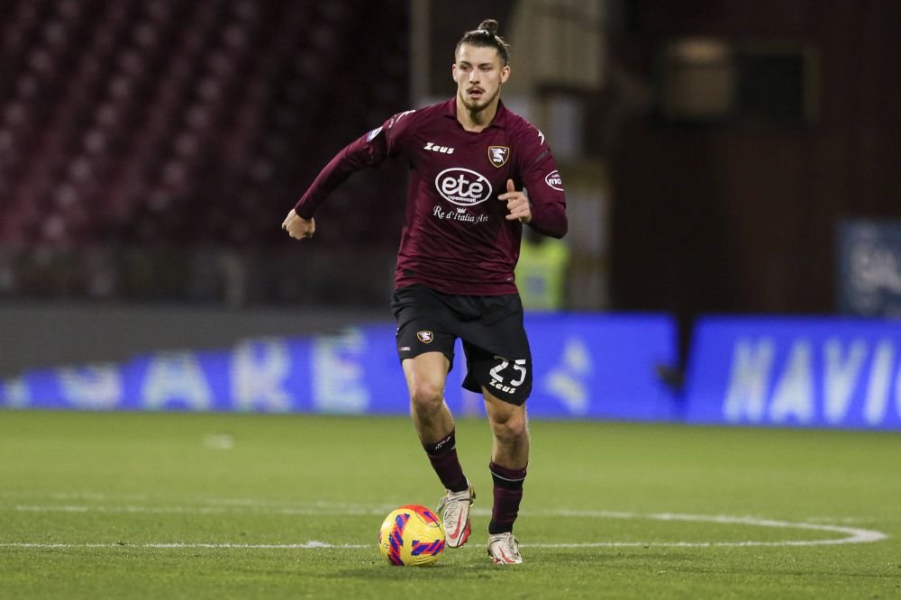 Gazzetta dello Sport s-a lămurit în privința lui Radu Drăgușin, după doar un meci la Salernitana. Nota primită_10