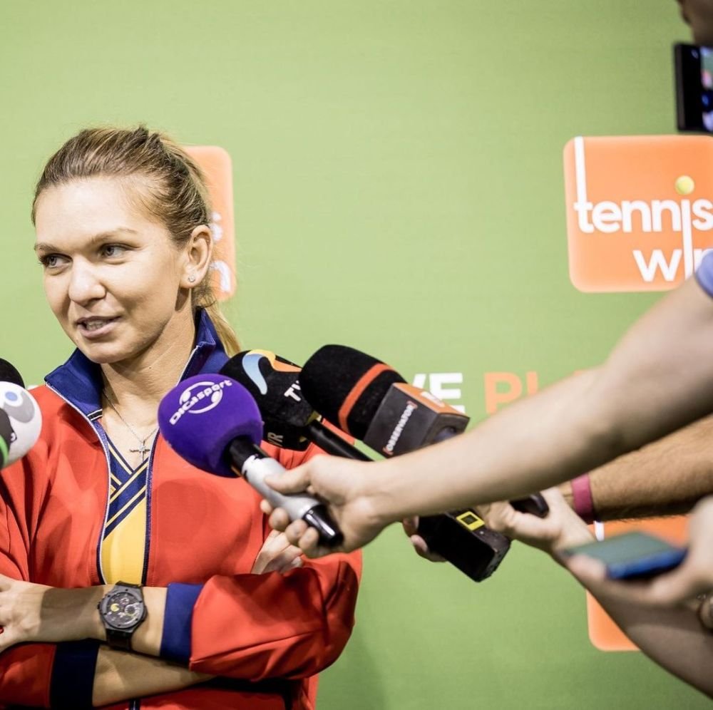 Simona Halep, „Regina șoselelor”! Cu ce super bolid a fost surprinsă tenismena pe străzile din București _3