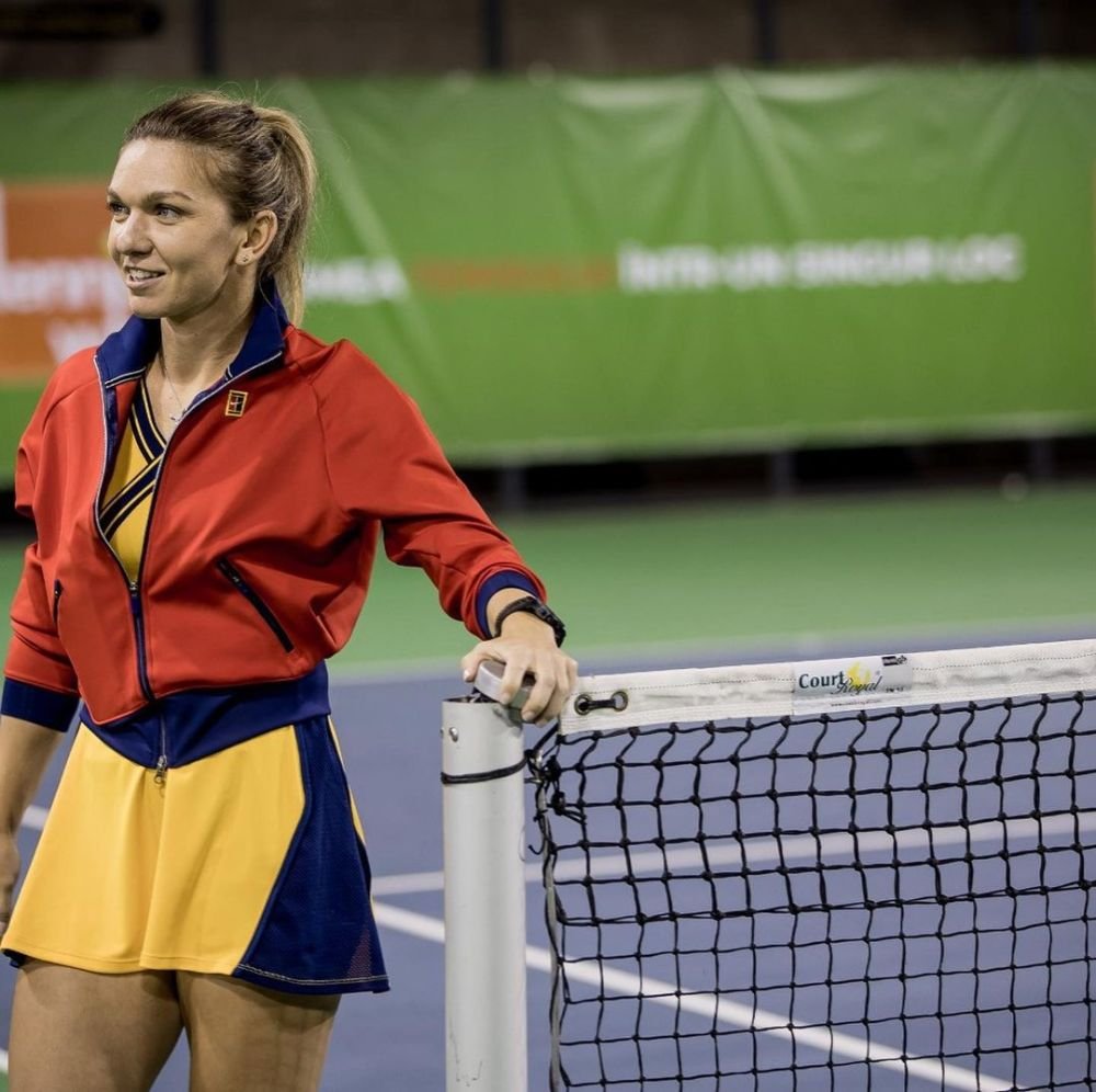 Simona Halep, „Regina șoselelor”! Cu ce super bolid a fost surprinsă tenismena pe străzile din București _5