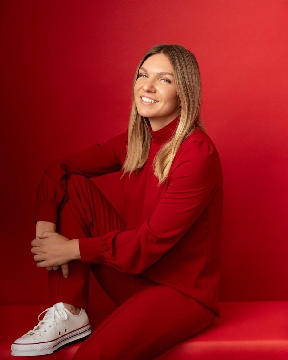 Simona Halep, „Regina șoselelor”! Cu ce super bolid a fost surprinsă tenismena pe străzile din București _8