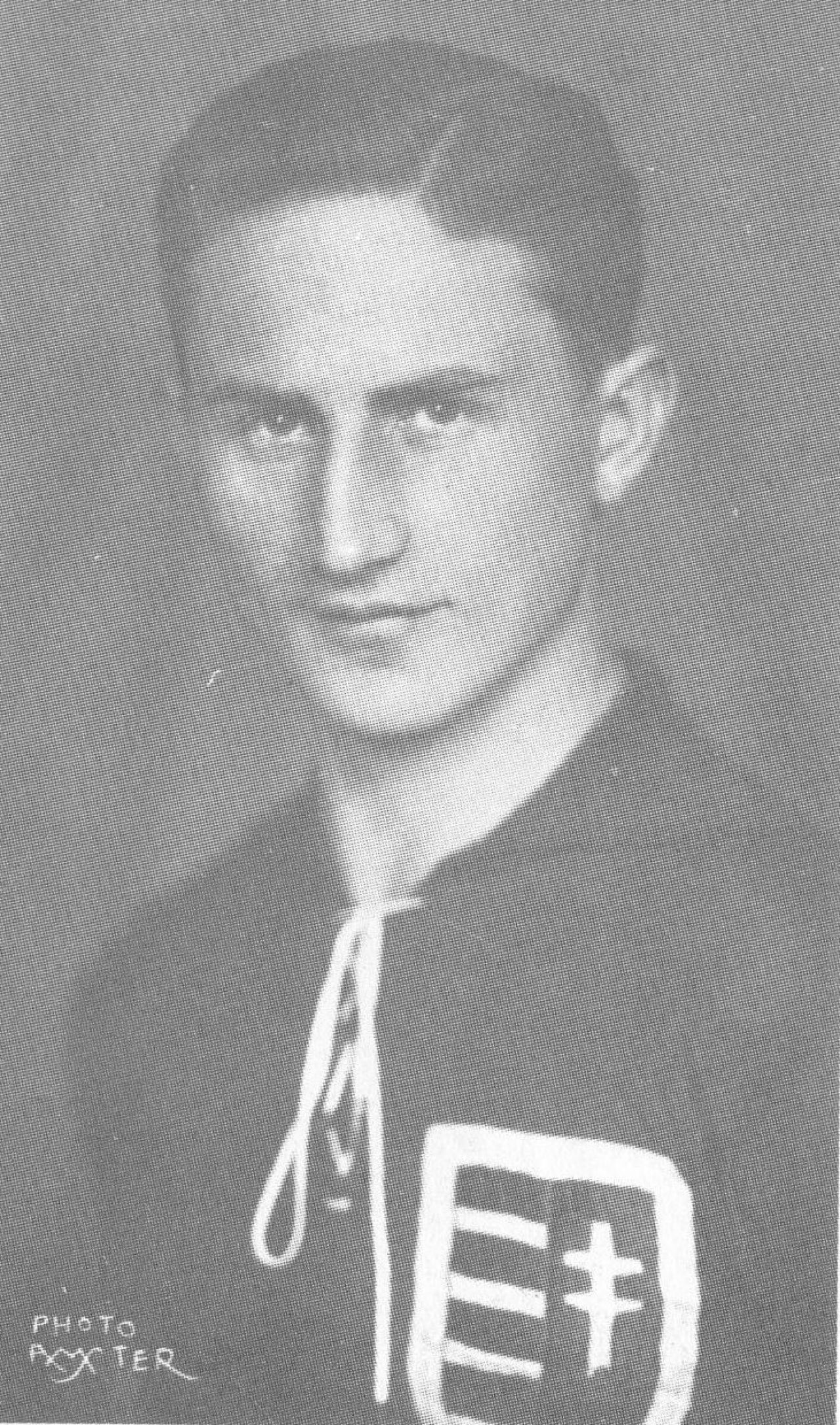 Poveștile FA Cup | Primul antrenor străin din istoria fotbalului englez a fost un român: jucător la Petroșani și Barcelona, manager la Grimsby Town (I)_1