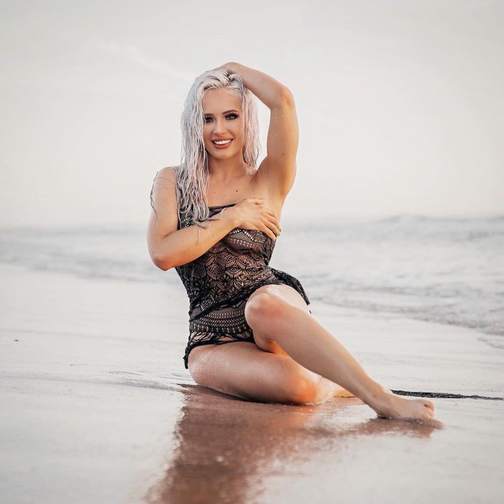 Elizabeth Chihaia se întoarce în ring! Sexy-luptătoarea cu origini din România, gata să revină în wrestling _8