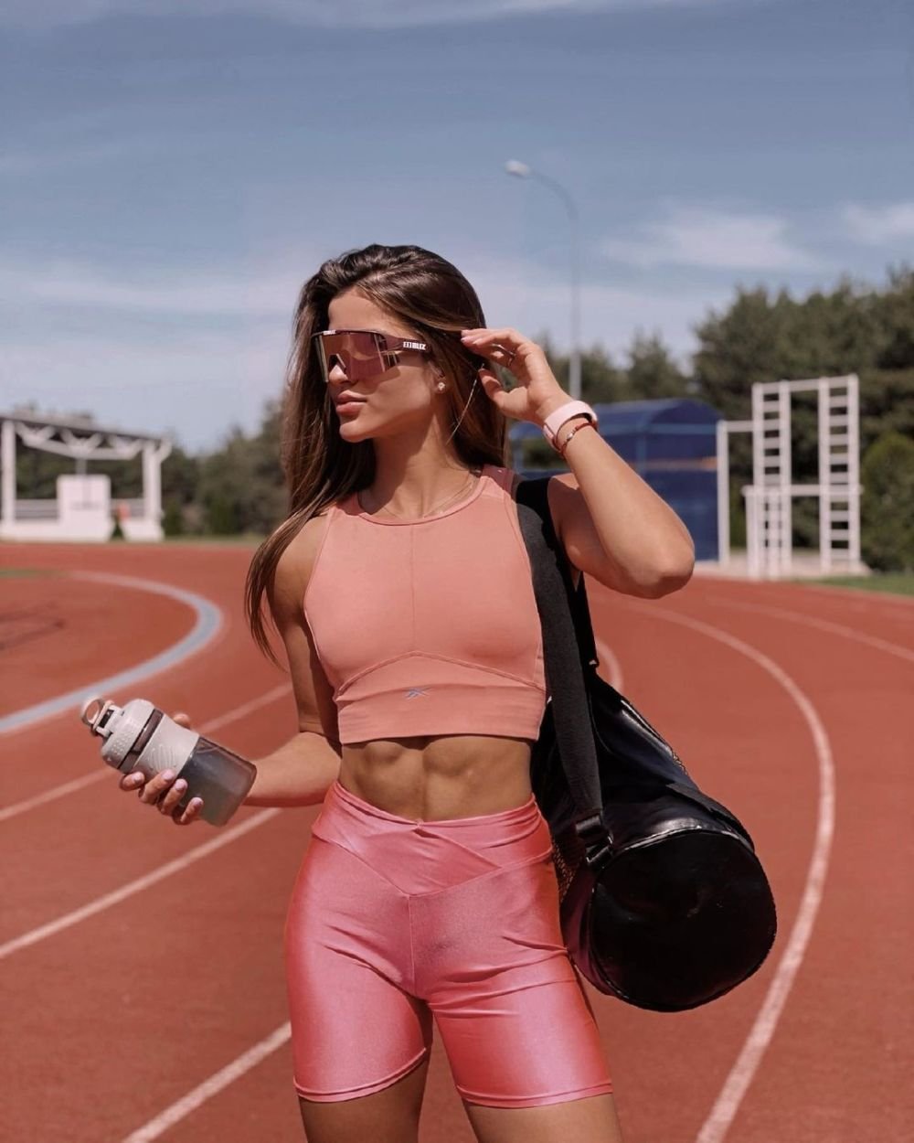 Ea poate fi considerată cea mai sexy sportivă de la JO 2022! Rusoaica îi hipnotizează pe toți cu privirea angelică _5