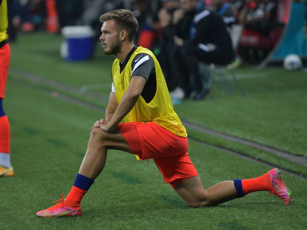 „Mi-a cerut un impresar să îi las să plece!” Gigi Becali a anunțat încă două plecări de la FCSB în iarnă_9