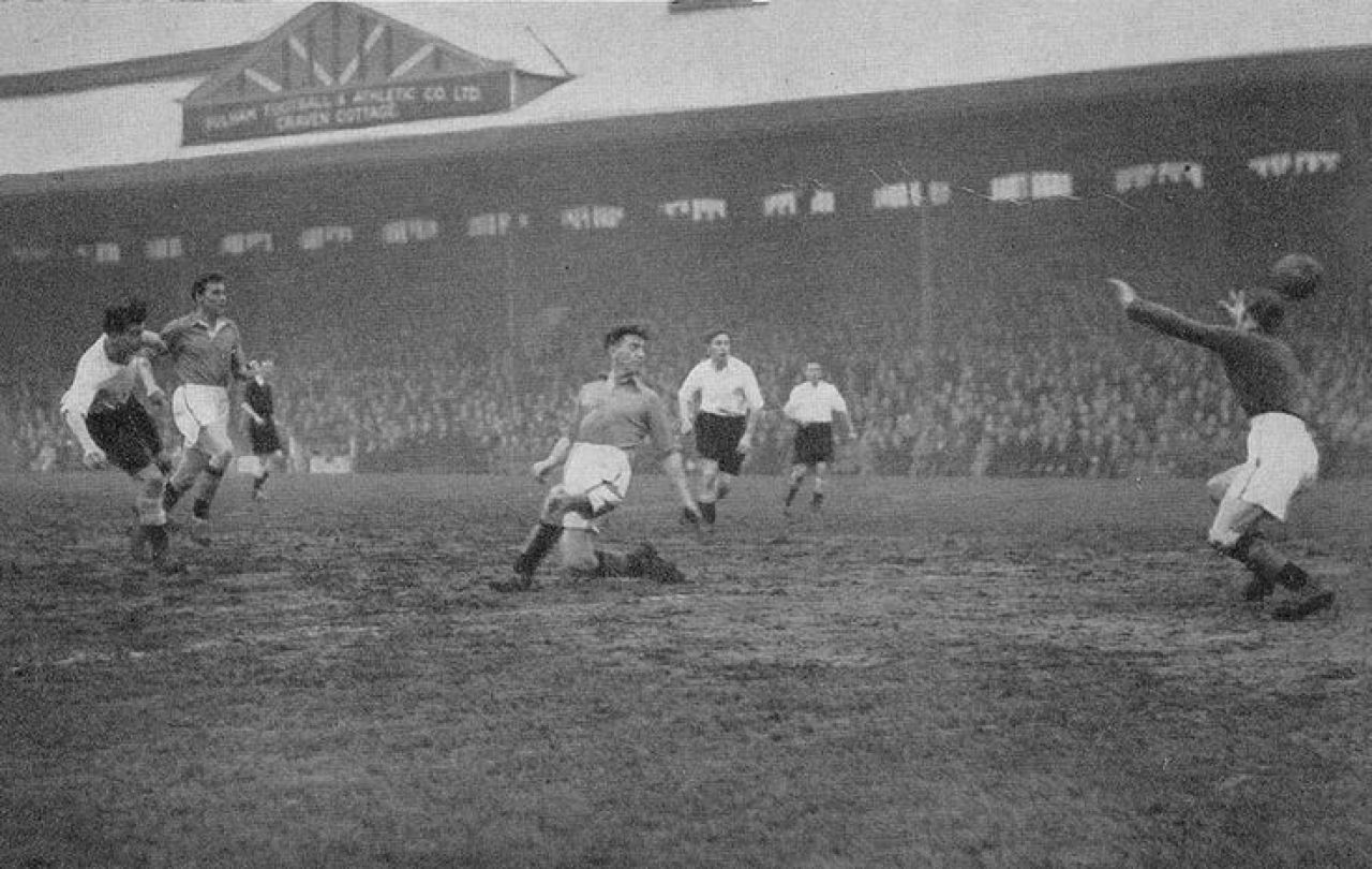Poveștile FA Cup | Primul antrenor străin din istoria fotbalului englez a fost un român: jucător la Petroșani și Barcelona, manager la Grimsby Town (II) _20