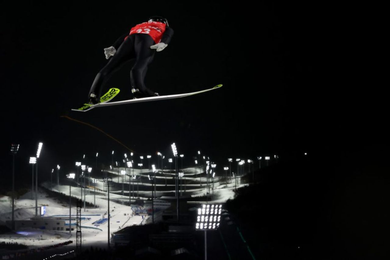 El este „Harry Potter” din ski jumping: elvețianul Simon Ammann are 4 medalii de aur în palmares și participă la a 7-a Olimpiadă _2