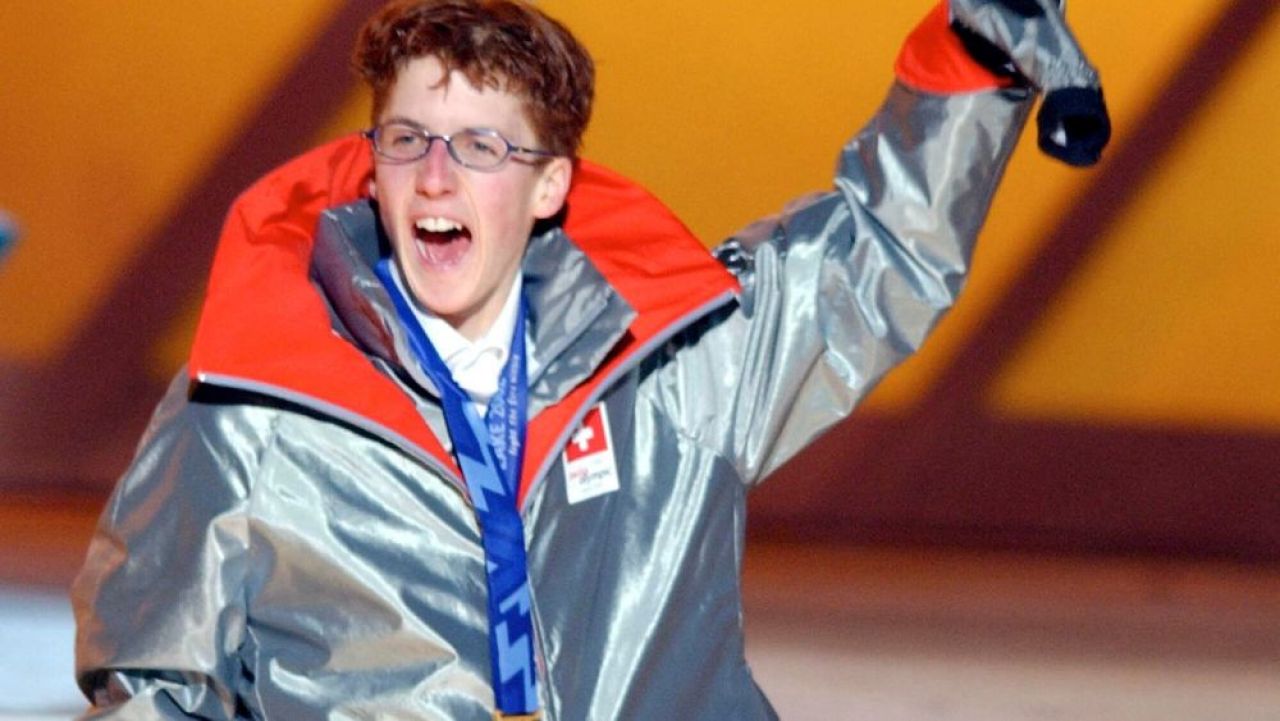 El este „Harry Potter” din ski jumping: elvețianul Simon Ammann are 4 medalii de aur în palmares și participă la a 7-a Olimpiadă _4