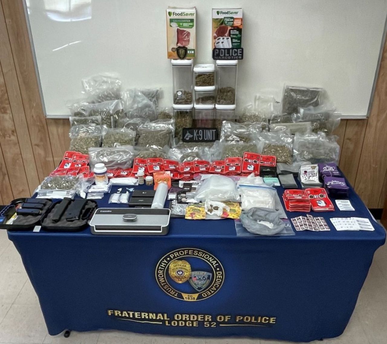 Cunoscut sportiv american, arestat după ce poliția a găsit droguri în valoare de 120.000 de dolari în mașina sa!_3