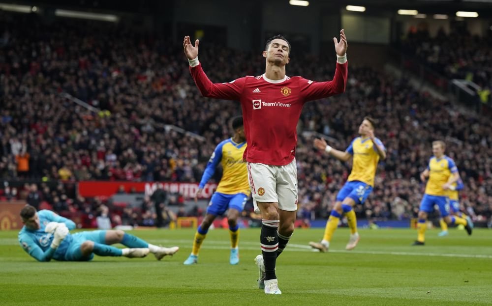 Cristiano Ronaldo, corigent în 2022! Cea mai mică notă după ce a ratat cu poarta goală și a ajuns la 6 meciuri fără gol_4